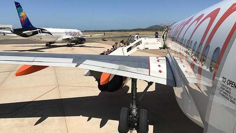 Sardegna bloccata, porti e aeroporti restano chiusi