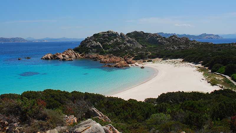 Sardegna, turismo: spuntano alternative al test sierologico